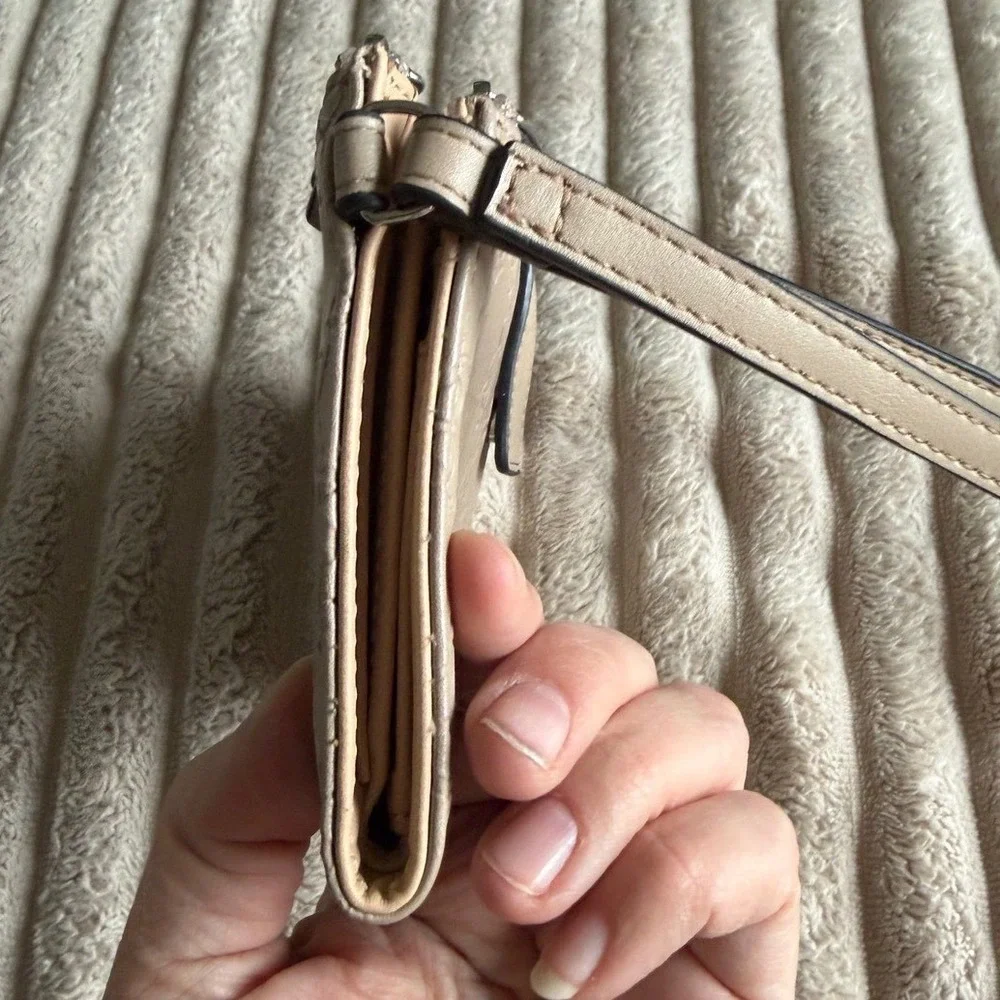 Nine‎ West Beige Embossed Logo Wristlet Wallet Triple Compartment Clutch